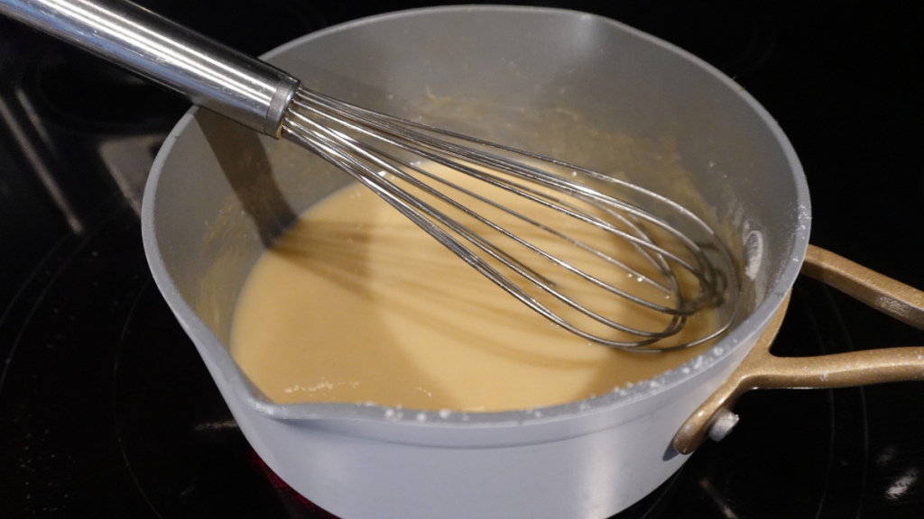 Roux of a creamy bacon gravy
